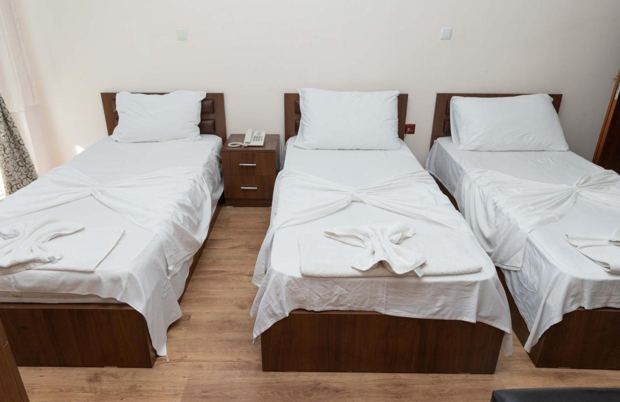 Hotel Leo Peje Dış mekan fotoğraf